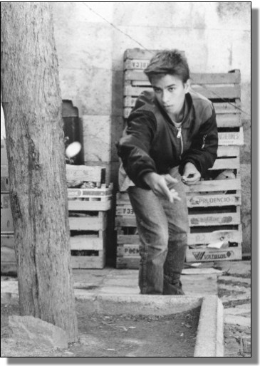 M�nzenspieler I / Playing with Coins I